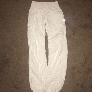 size 4 lululemon sweatpants/joggers